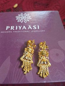 Priyaasi Gold-Plated Earring Set