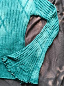 fitted top