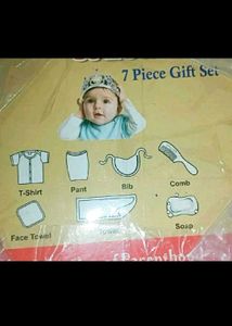 Little Hub Baby Gift Set