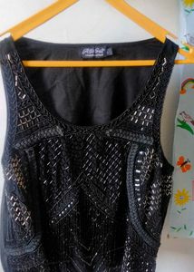 A Beautiful Black Sleeveless Tunic