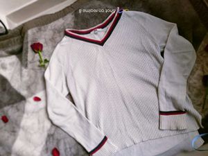Uniqlo Brand White Korean Top