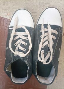 Black Casual Sneakers