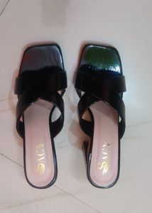 Chic Black Cross-Strap Block Heels
