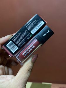 Sugar Liquid Light Weighted Matte Lipstick
