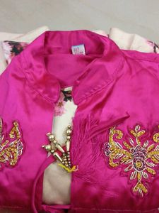Elegant Pink Floral Kurta Set