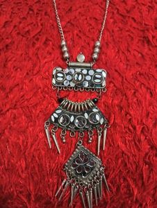 2 Necklace Set