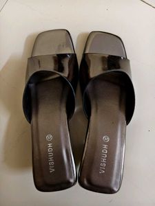 Stylish Women Peep Toe Heels 👠