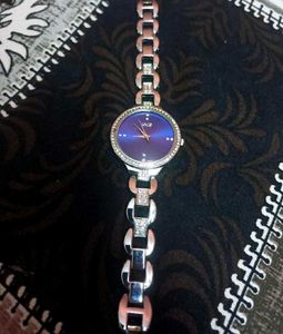 Dimond Watch Rare Blue Display