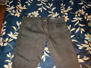 Men&#39;s Jeans