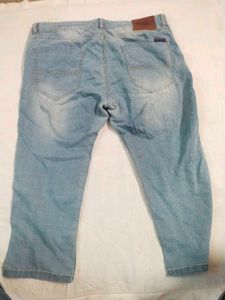 Light Wash Denim Capris