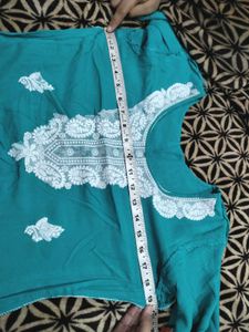 Lucknowi Chikankari Kurti