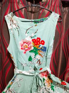 Korean A-line Floral Dress...🫰🏻