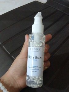 Suroskie Gluta Boost Face Wash