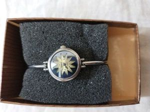 Silver Sleek Watch- Latest Trend