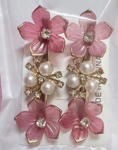 Charming Decorative Book + 2 Floral Hair Clip Free