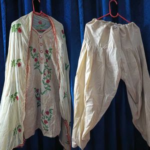 Pakistani Suit For Summers