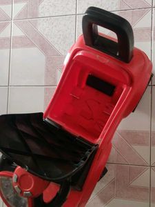 Kids Ride-On Car