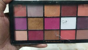 eyeshadow palette