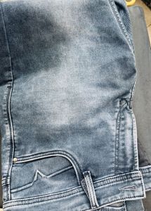 stylish blue jeans for men