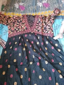 Trendy Black Floral Printed Anarkali Kurti