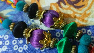 Women Gold Toned Handcrafted Multicolour Necklace
