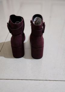Dorothy Perkins Elegant Burgundy HeeledBoots