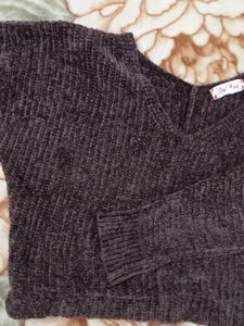 Cozy Plum Knit V-neck Sweater – Soft &amp; Warm
