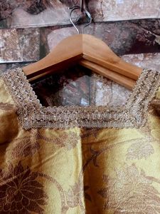Rich Gold &amp; Red 🍒 Sharara Set