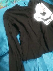 Loose Fit Long Sleeves