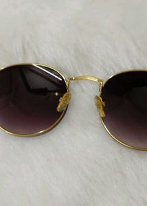 Stylish Unique Frame Sunglass