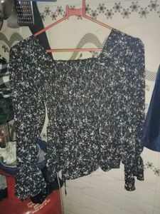 Beautiful Tops For Summer Days 😄