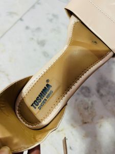 Toshina Women Beige Heels Sandal