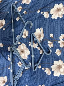 Hanger total 36 piece set of 12 each