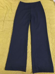 Highrise Black Stretchy Pant Waist 30