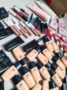 NYKAA SKINgenius Foundation