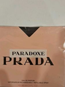 Prada Paradoxe Perfume