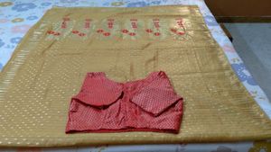 Saree With Blouse