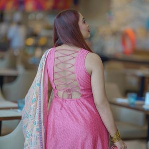 Open Back Kurta Set