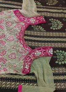 Suit With Pink Umbrella Plazo