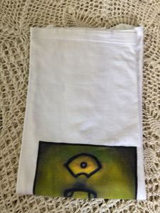 Unique Graphic T-Shirt never wear