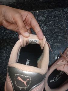 Puma Smash Sneakers