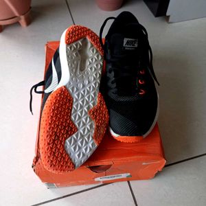 NIKE RETALIATION TR Fixed Price