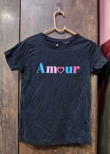 Graphic Tshirt Women🖤