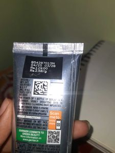 Garnier Vit C Serum Face Wash