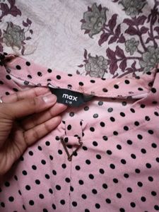 Polka Dot Pink Top With Tie Knot 🪢