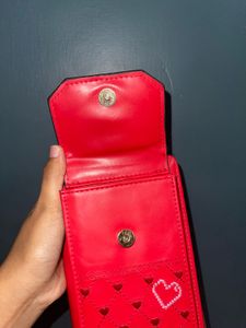 Chic Red Removable Sling Purse – Bold Beauty with