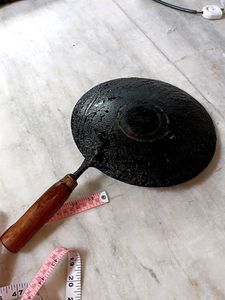 Iron Tawa With Handle
