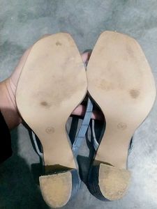 Women One Toe Heel
