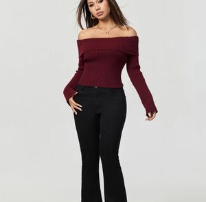 Burgundy Off-Shoulder Ribbed Top SAVANA