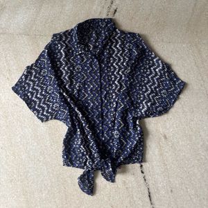 Blue Zigzag Sleeveless Hole-Shoulder Top